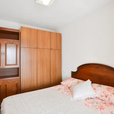1 Bedroom Cozy In