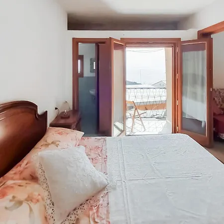 1 Bedroom Cozy In Appartamento Reggimonti